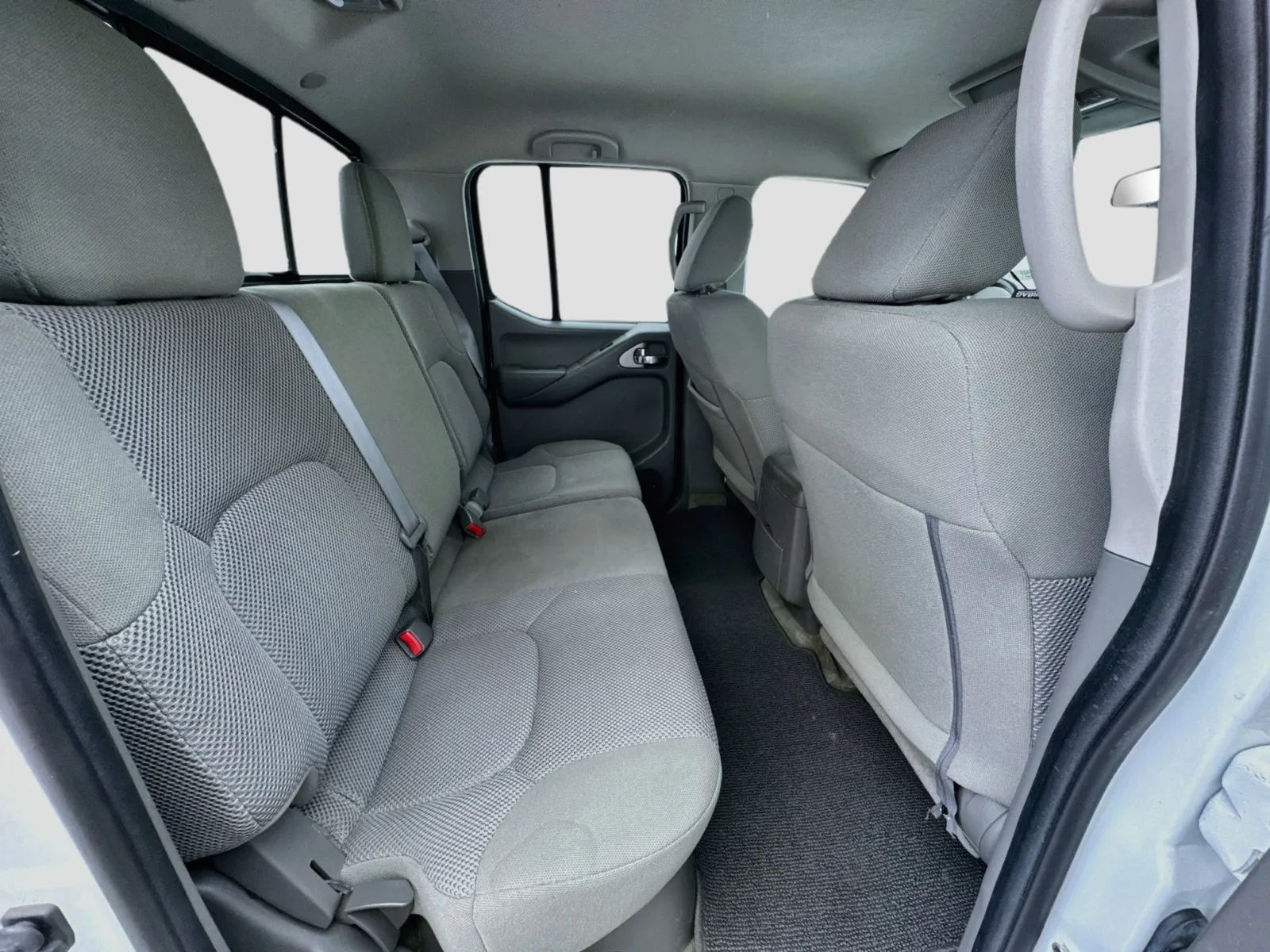 Nissan Frontier photo 17