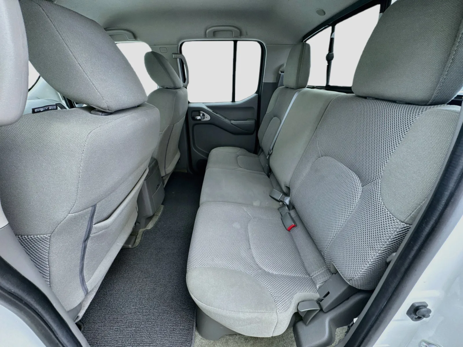 Nissan Frontier photo 15
