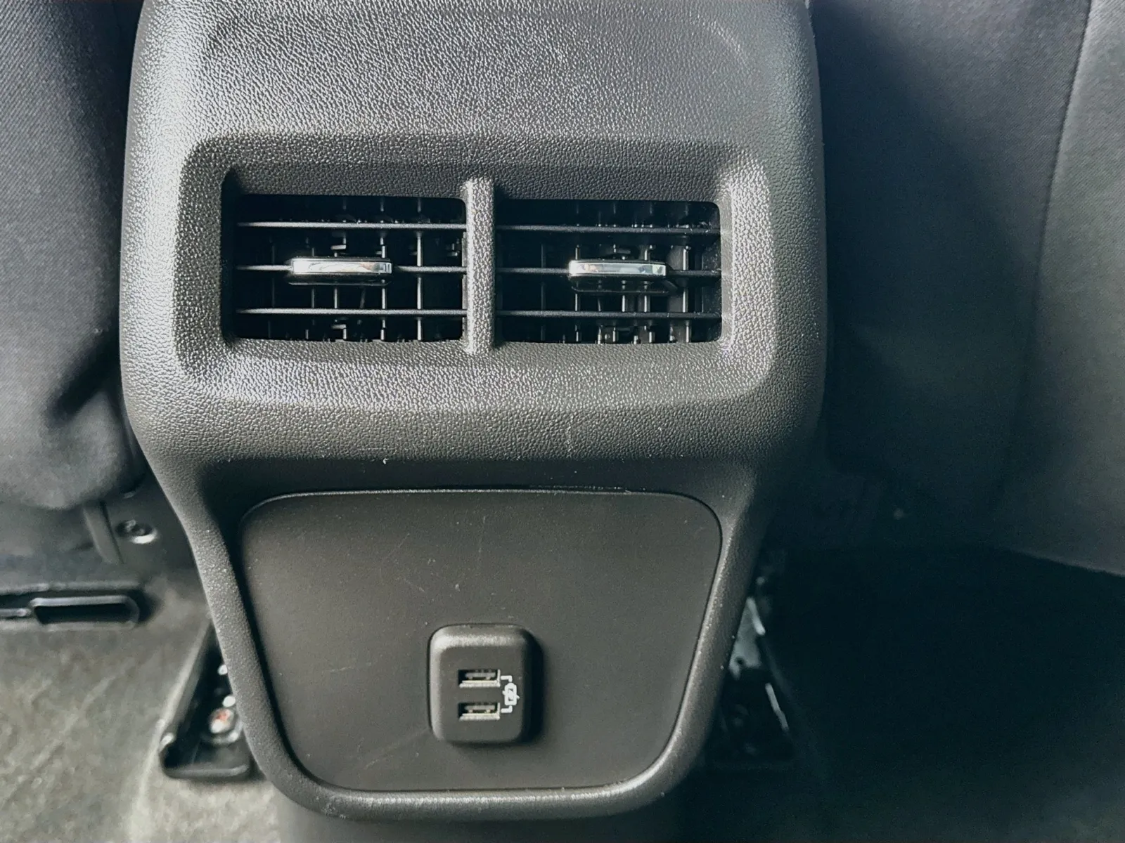 Chevrolet Equinox photo 16