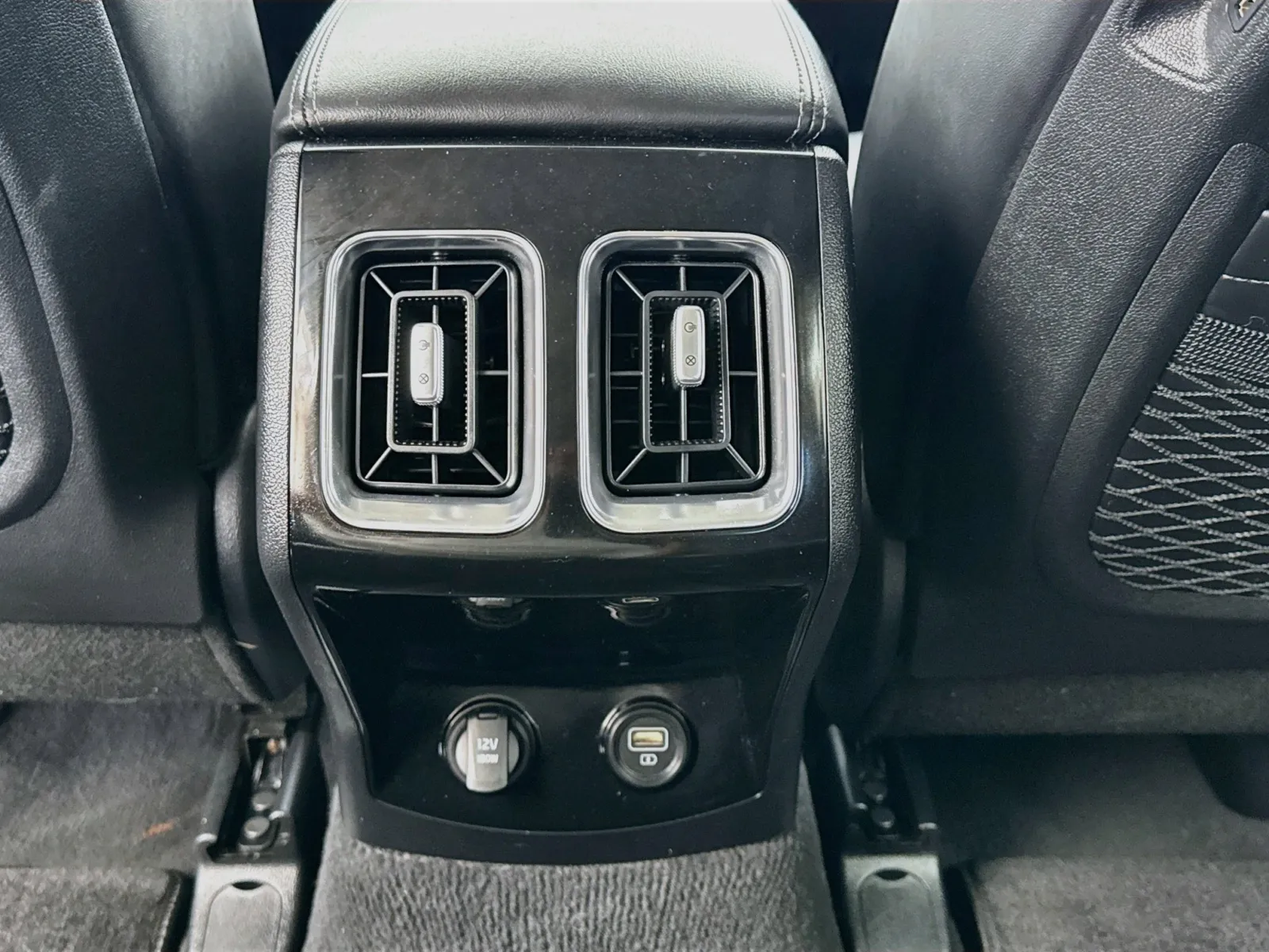 Kia Sorento photo 17