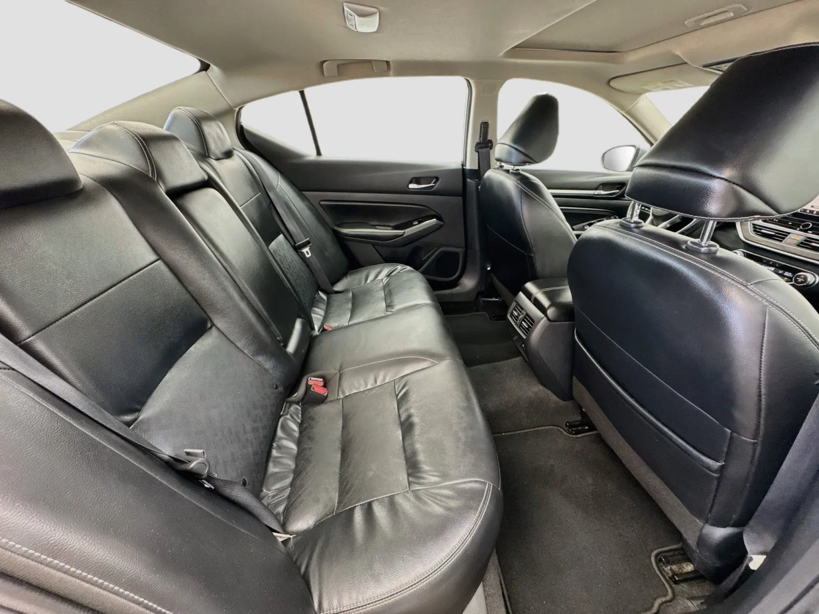 Nissan Altima photo 19