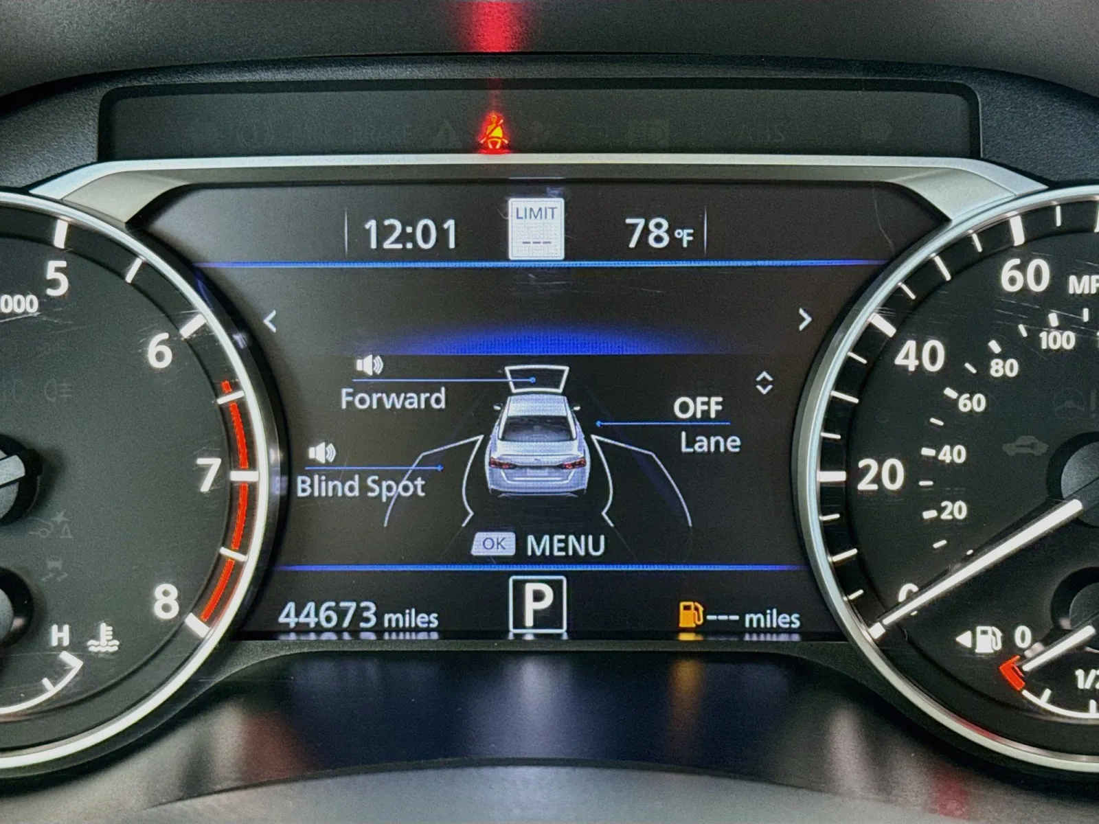 Nissan Altima photo 8
