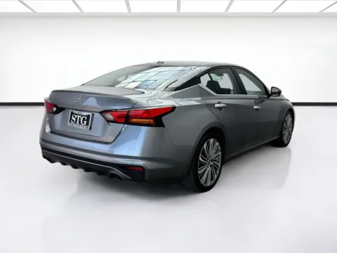 More photos of 2023 Nissan Altima 2.5 SL at STG Bellflower, CA