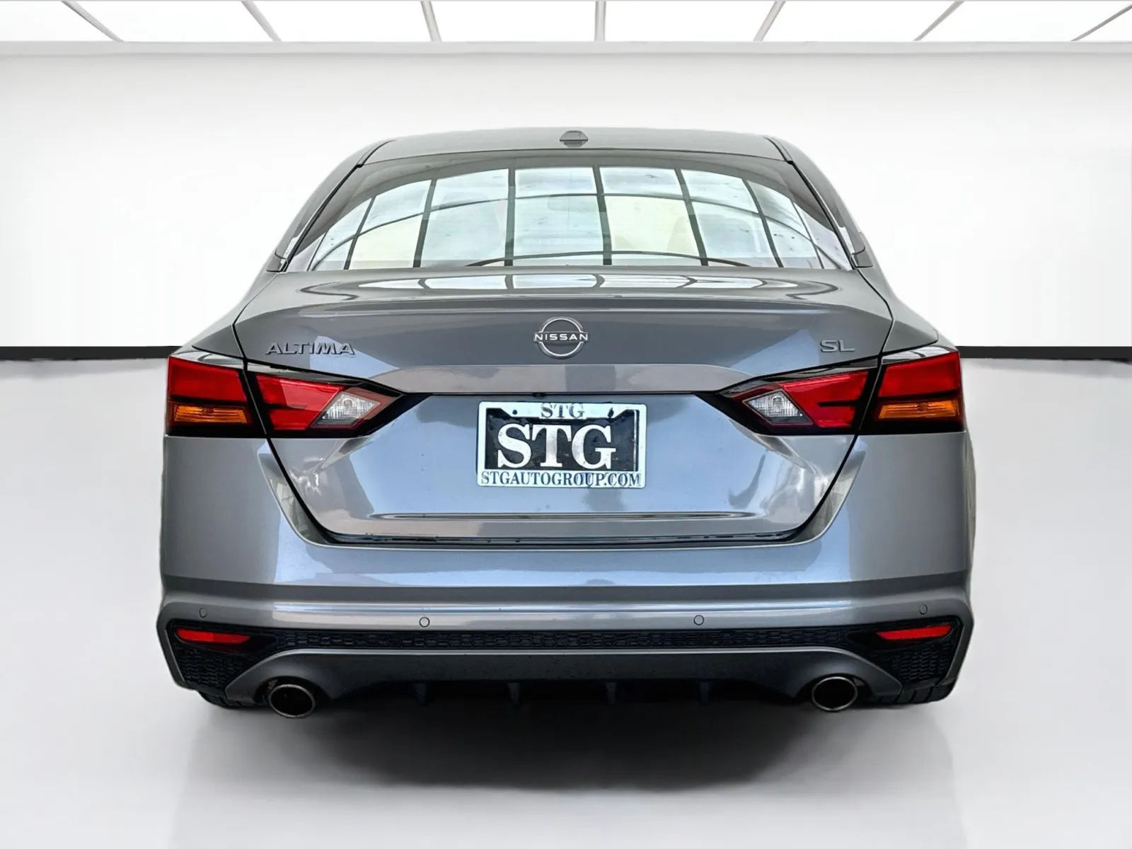 Nissan Altima photo 5
