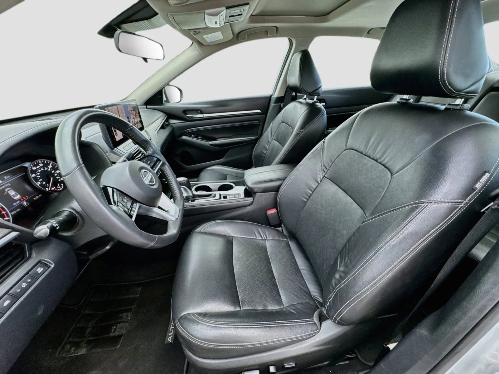 Nissan Altima photo 13