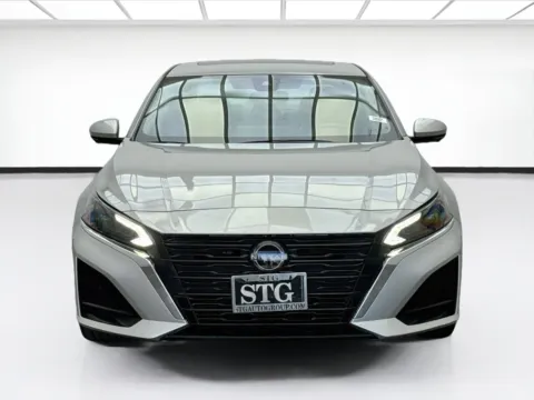 Photos of 2023 Nissan Altima 2.5 SL for sale in Bellflower, CA at STG Bellflower