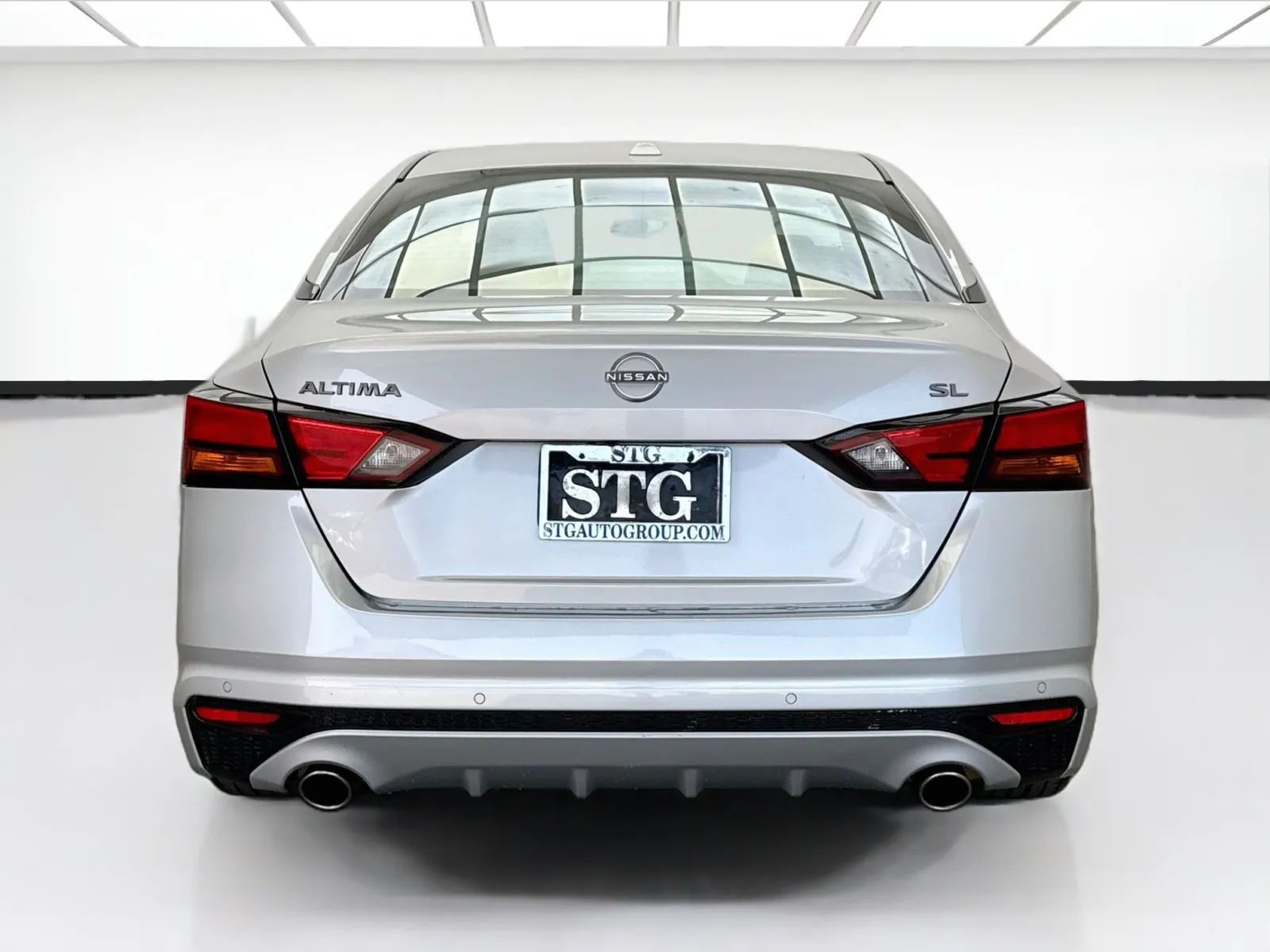 Nissan Altima photo 5