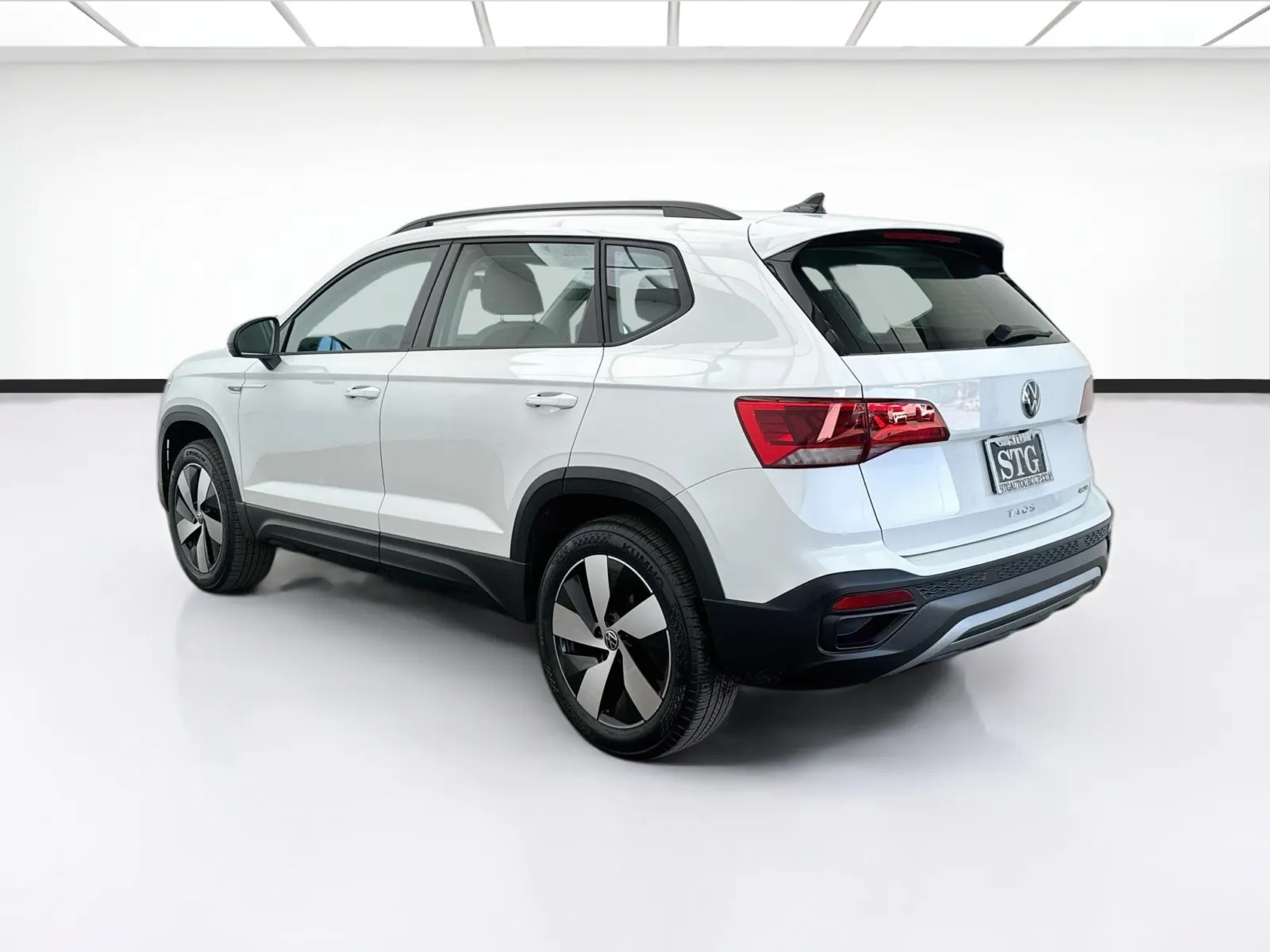 Volkswagen Taos photo 6