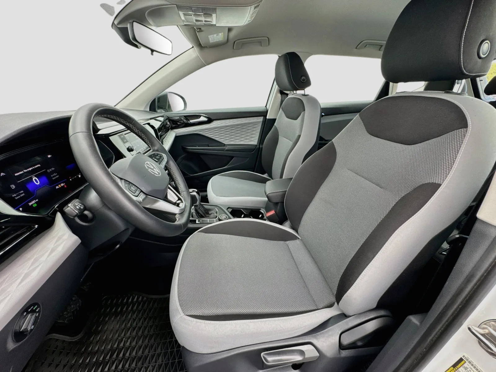 Volkswagen Taos photo 13