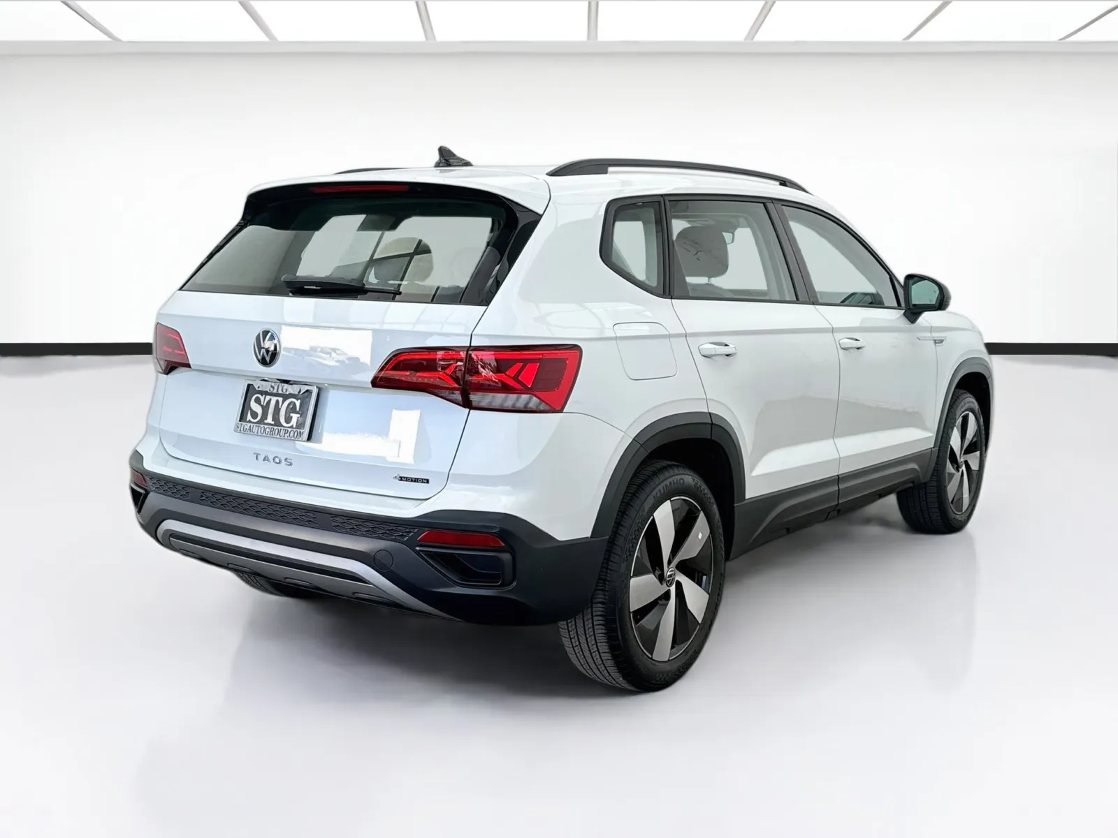 Volkswagen Taos photo 4