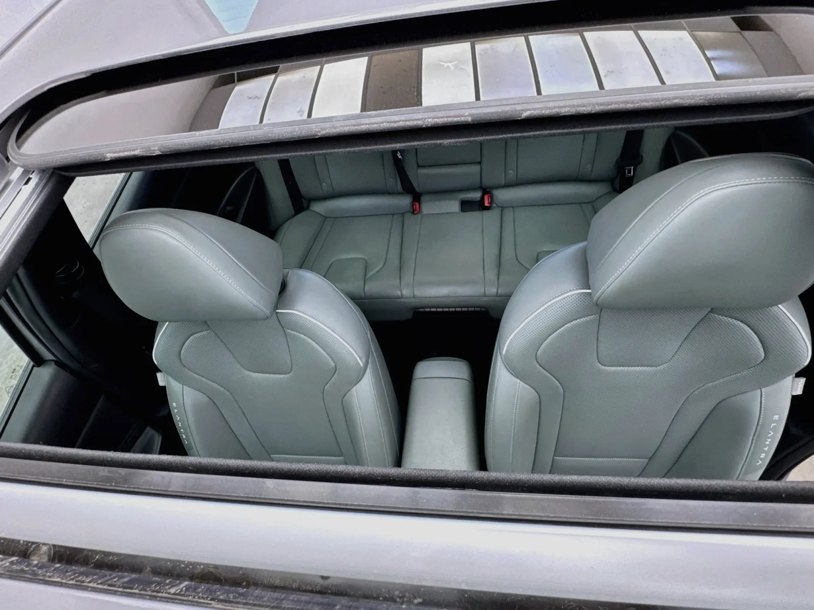 Hyundai Elantra photo 14