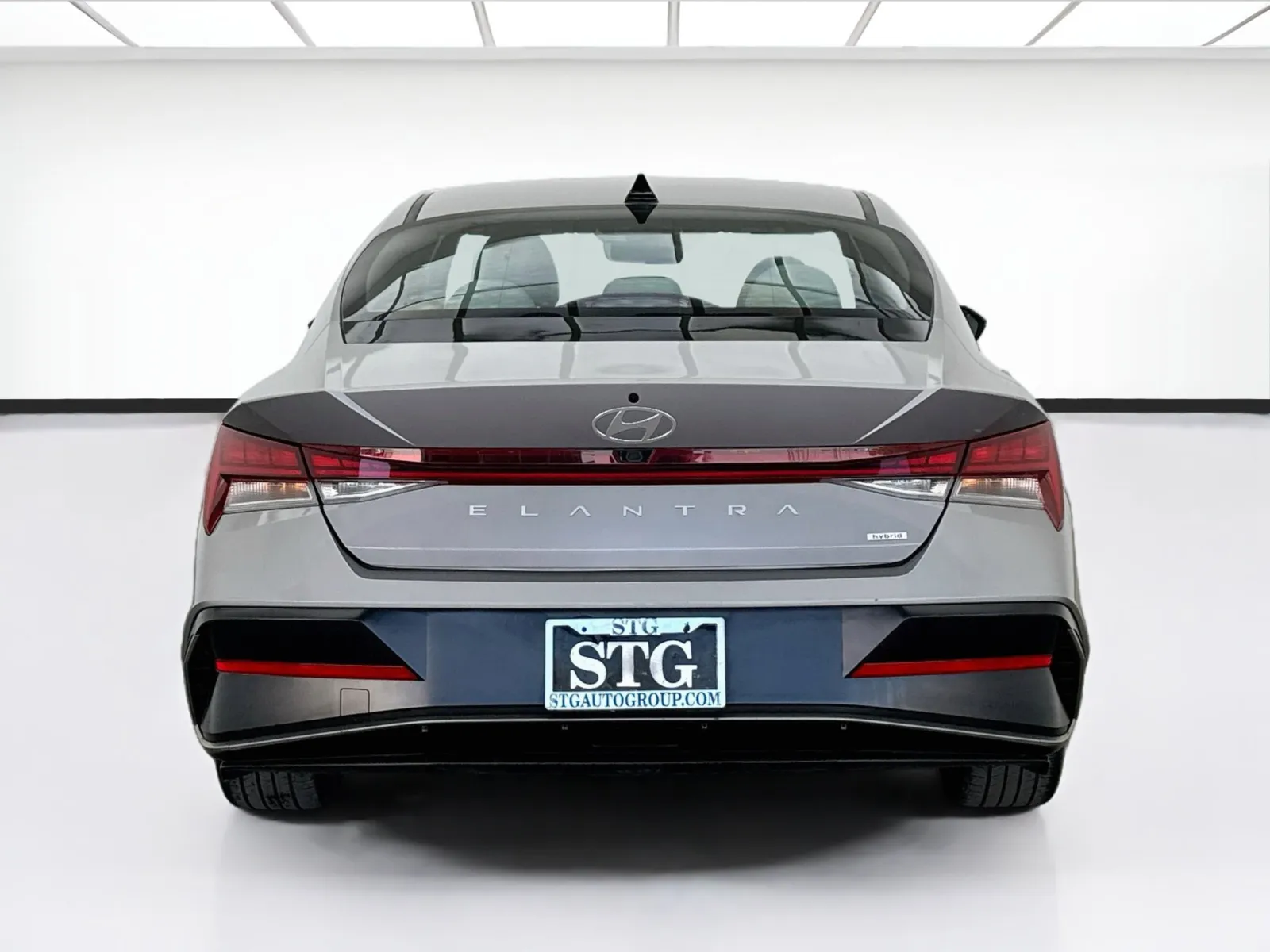 Hyundai Elantra photo 5