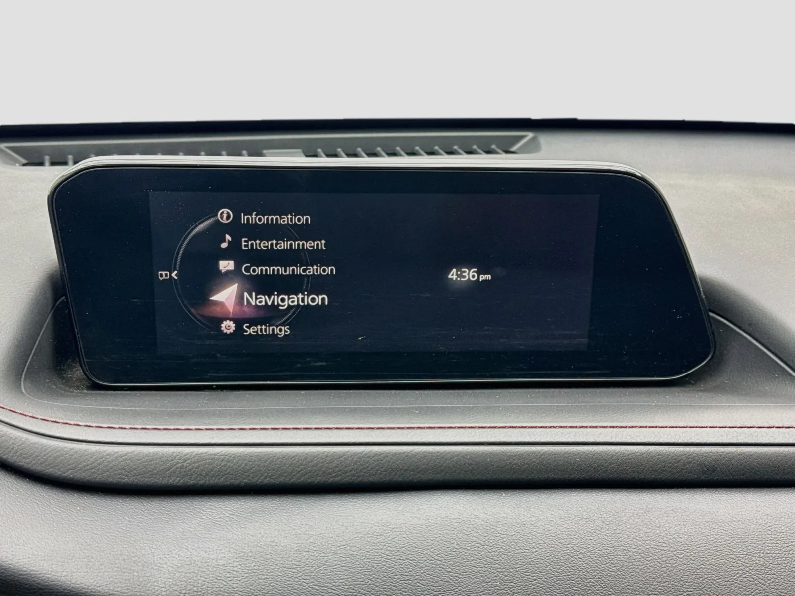 Mazda CX-30 photo 9