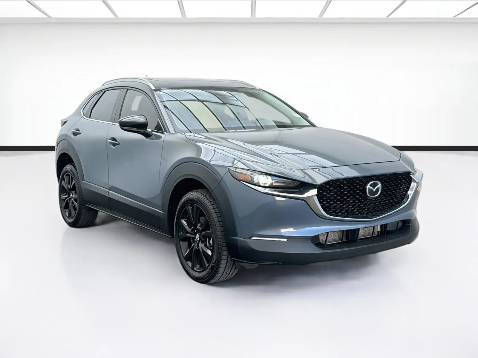 Mazda CX-30 photo 3