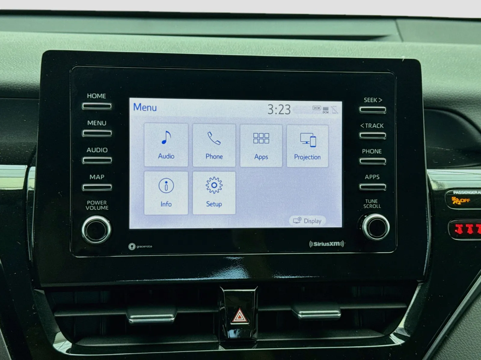 Toyota Camry photo 9