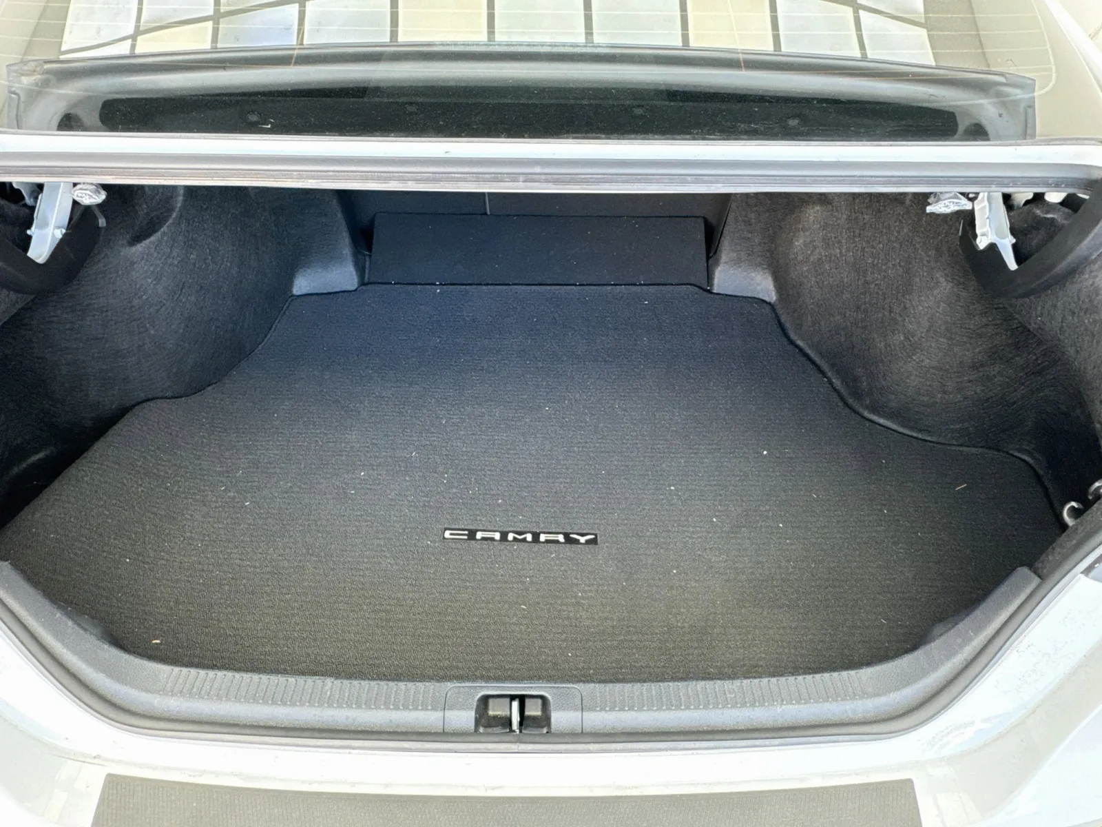 Toyota Camry photo 16