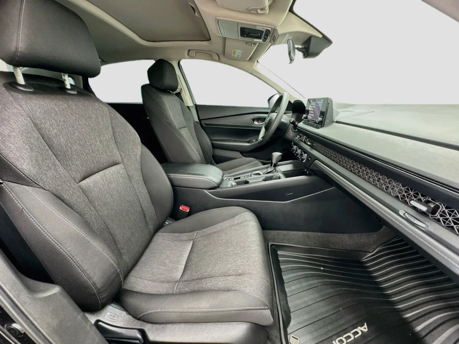 Honda Accord photo 19
