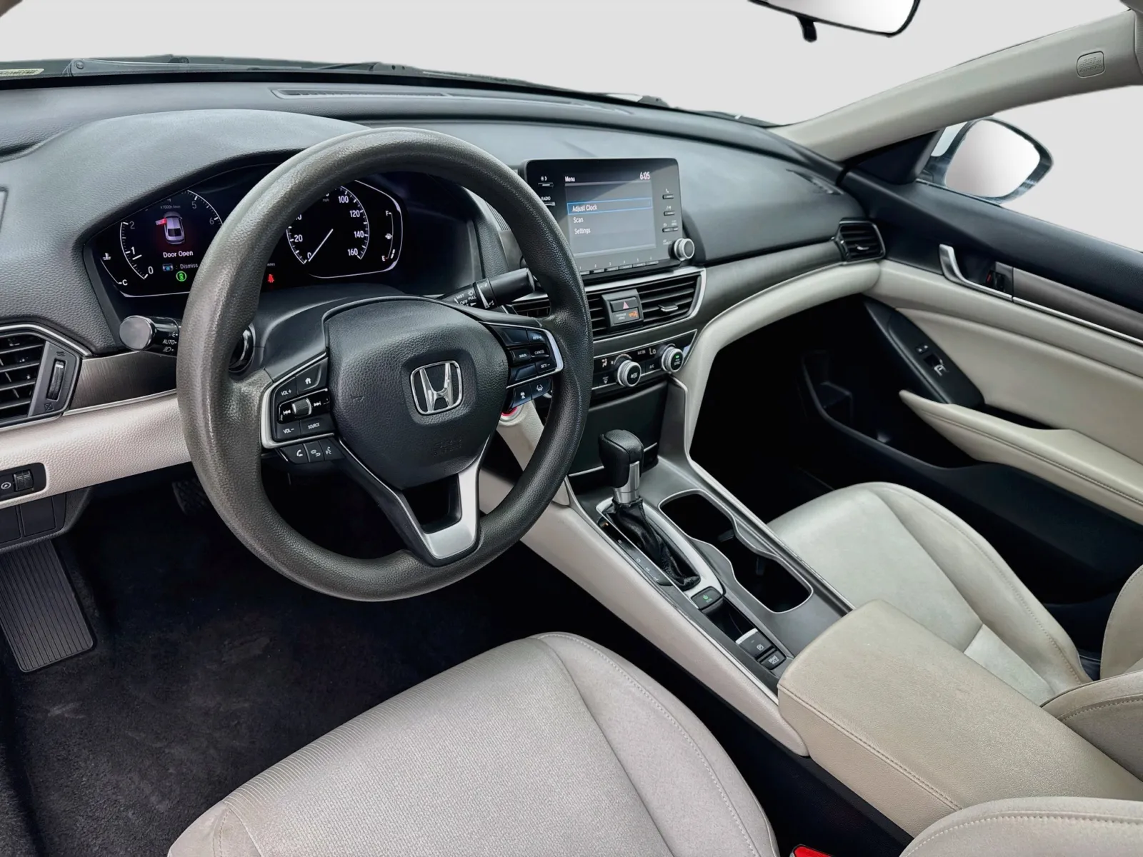 Honda Accord photo 7