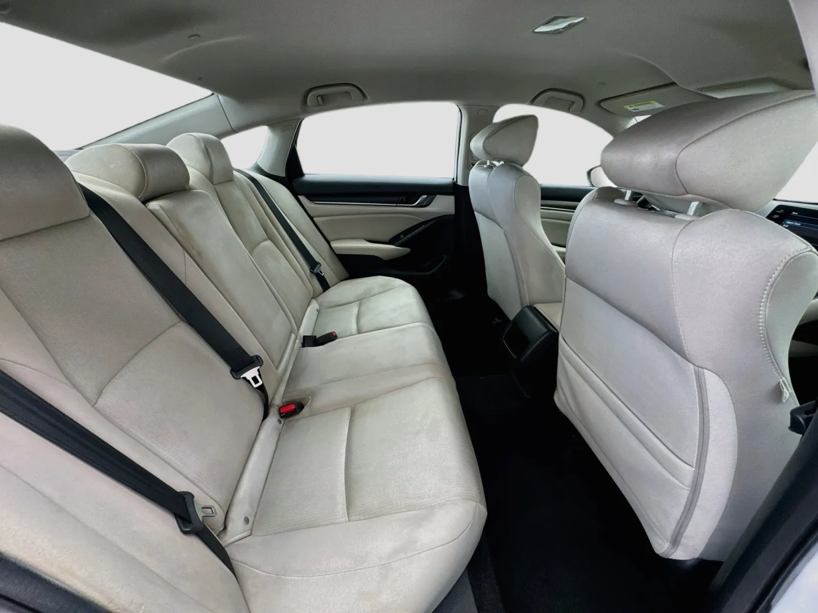 Honda Accord photo 17