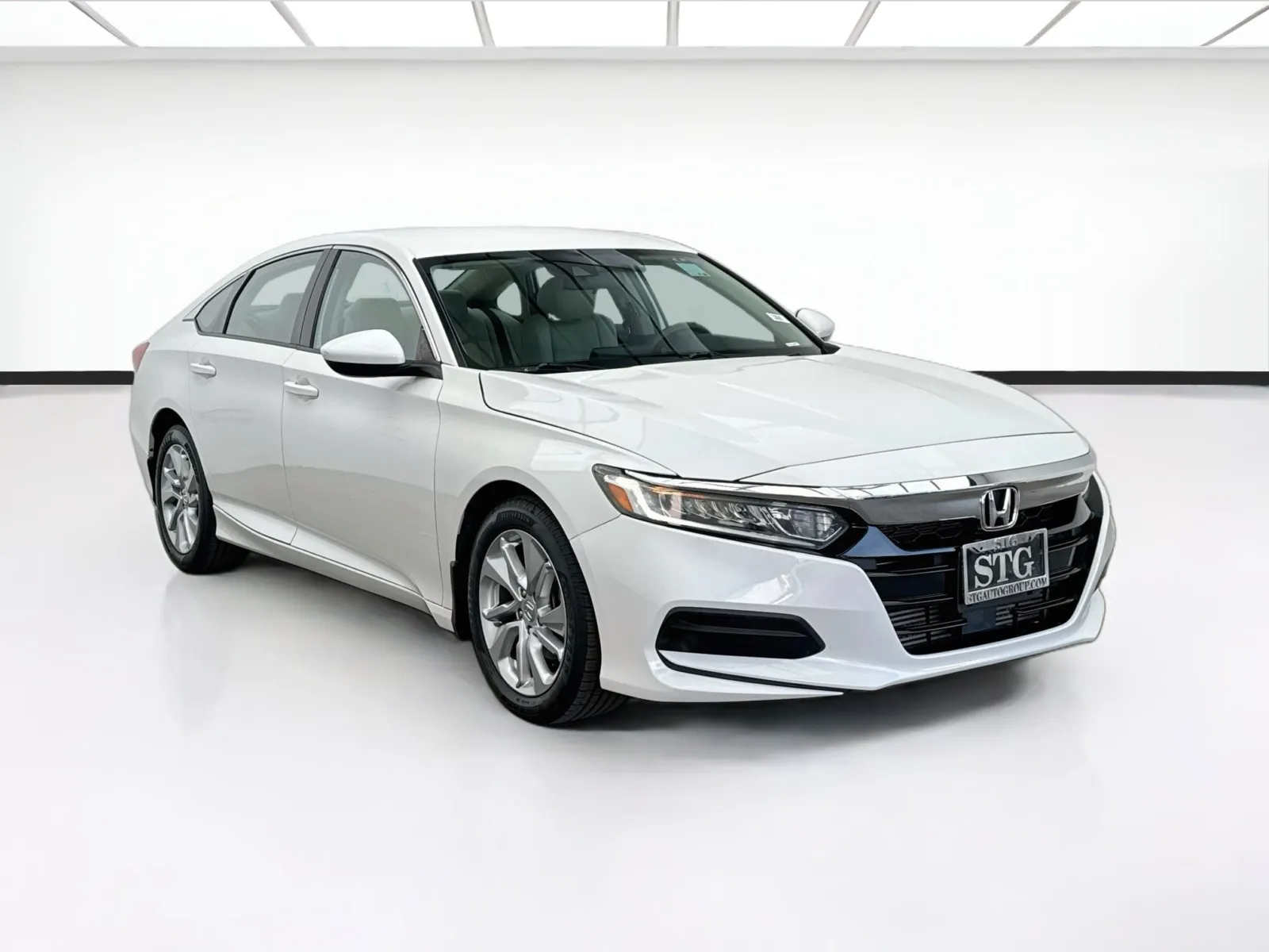 Honda Accord photo 3