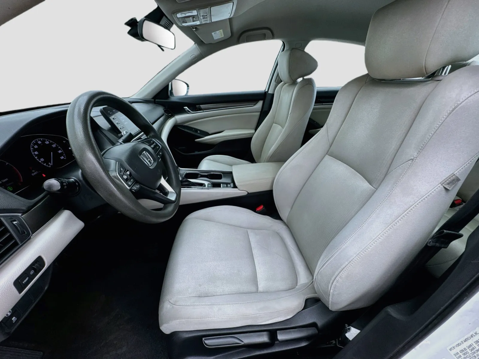 Honda Accord photo 13