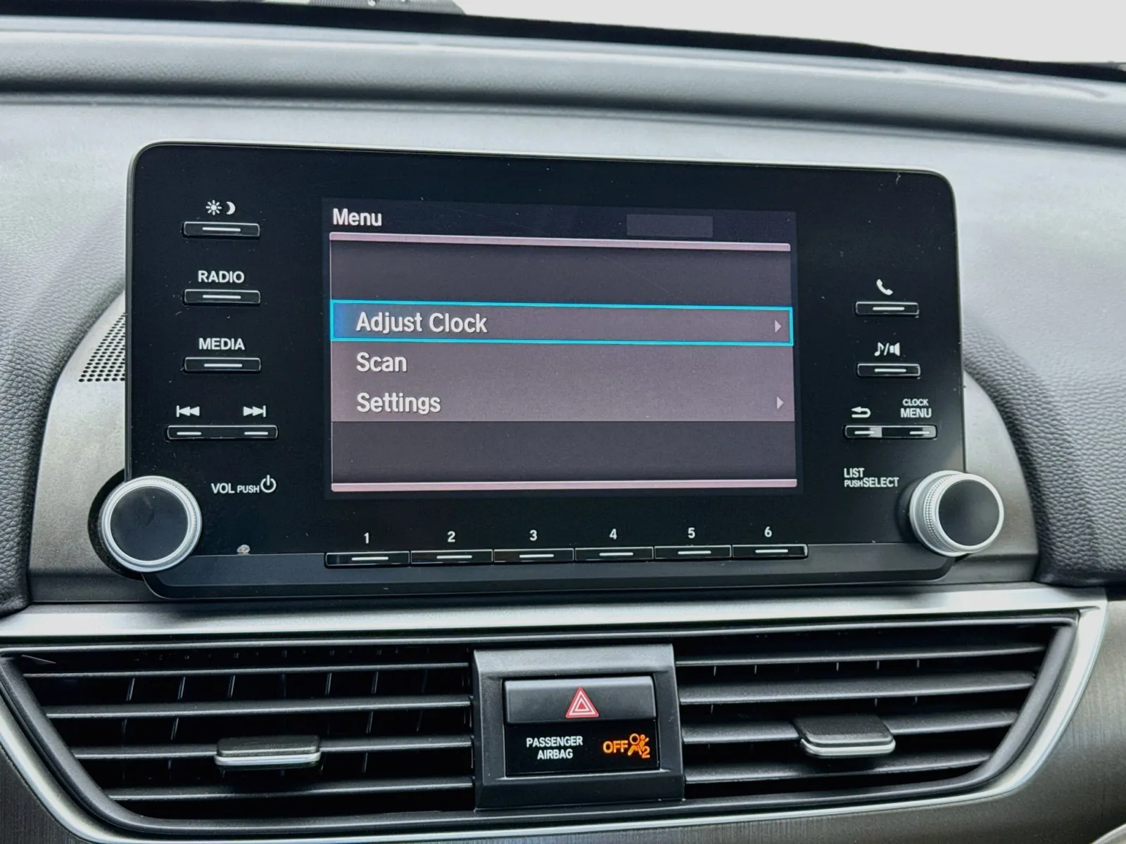 Honda Accord photo 9