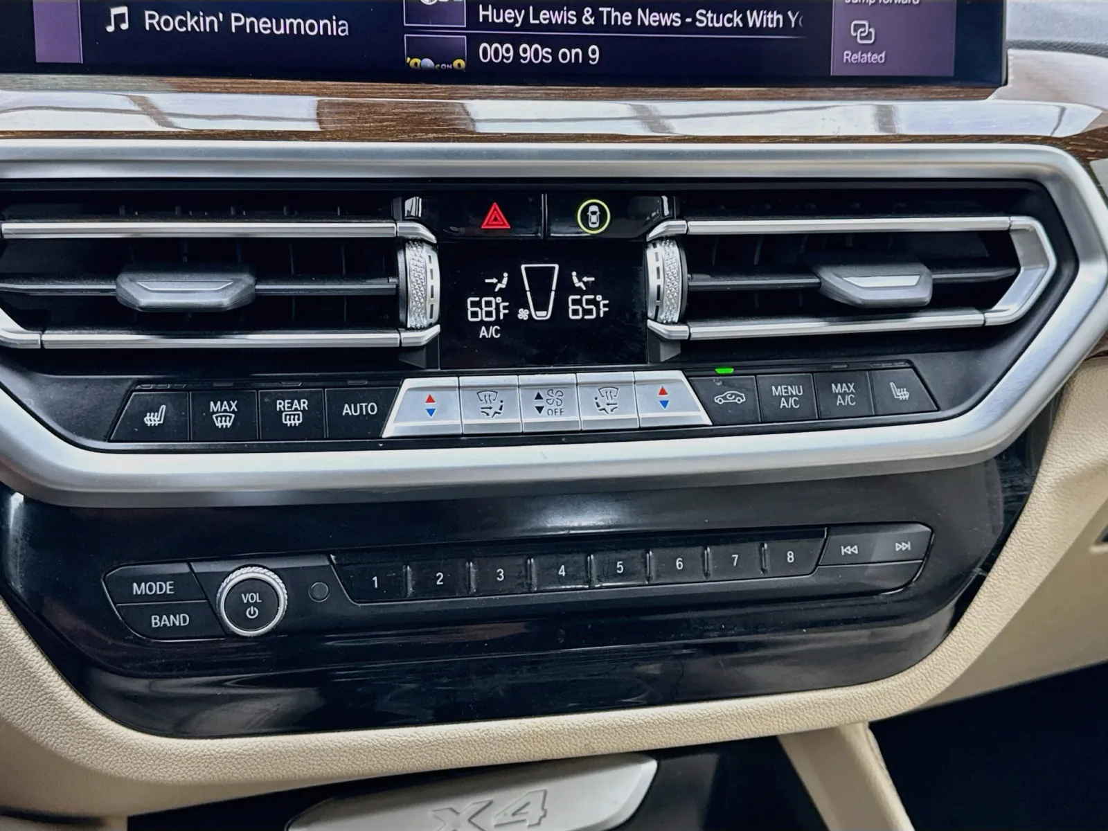 BMW X4 photo 12