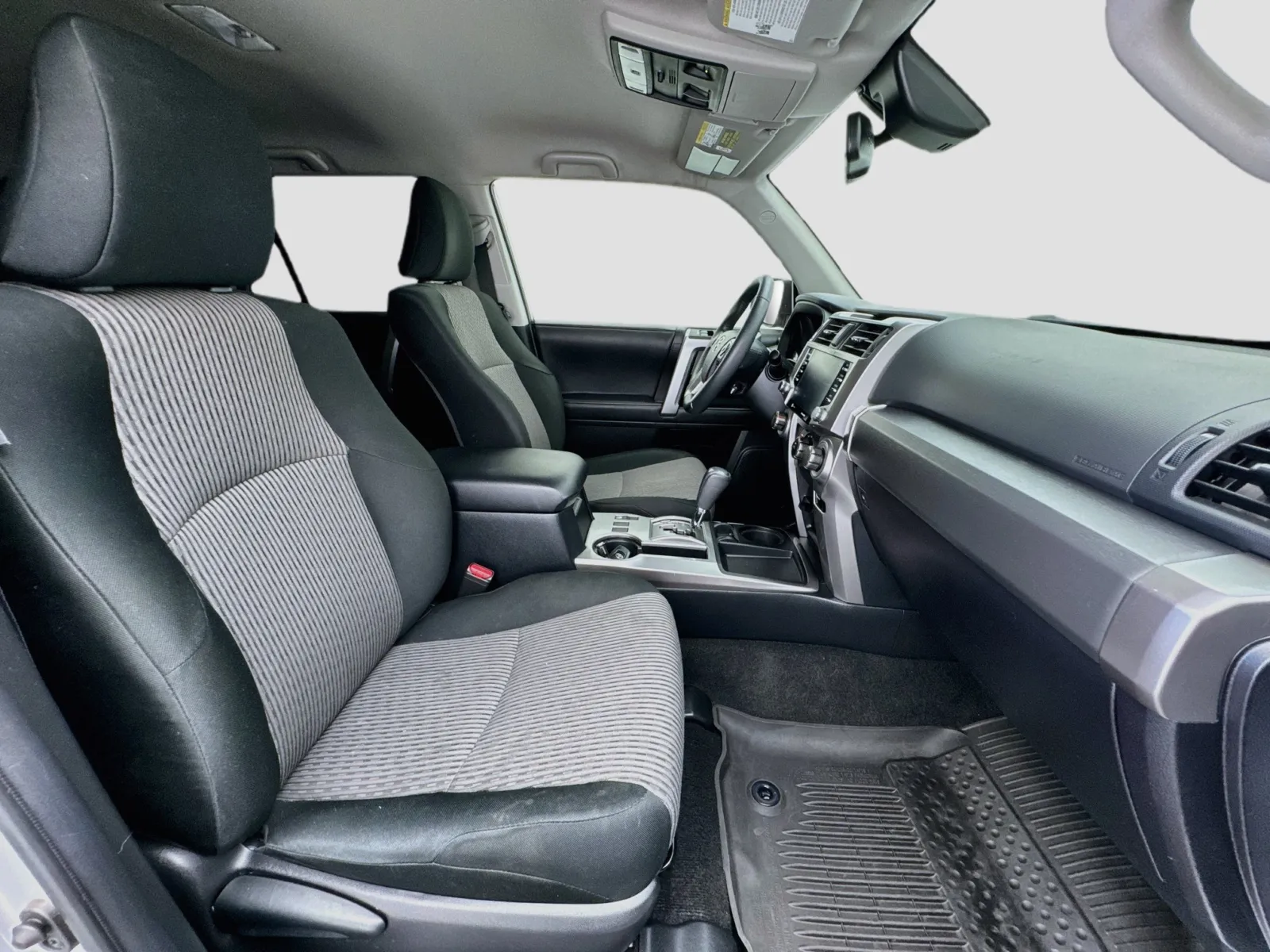 Toyota 4Runner photo 20