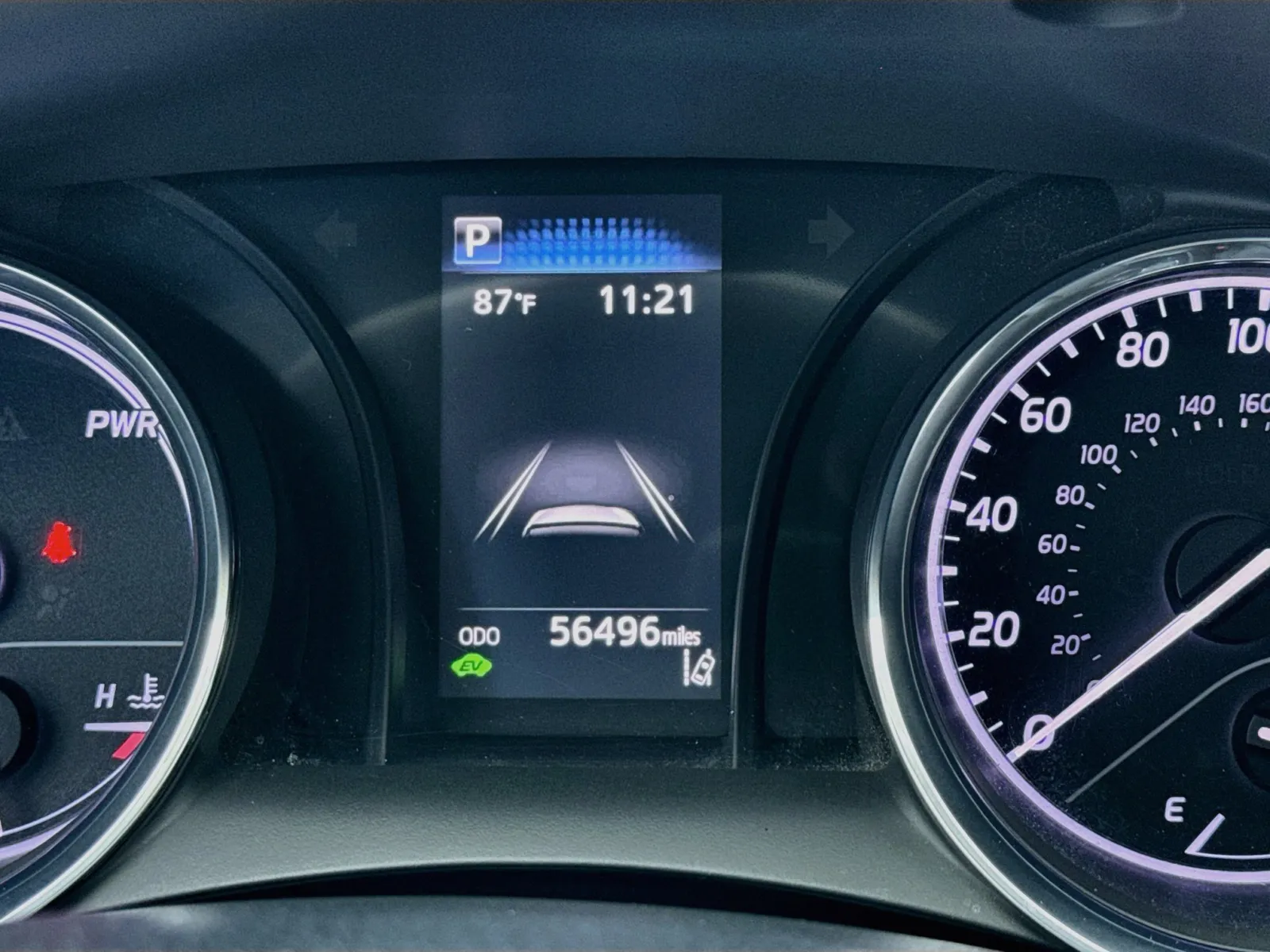 Toyota Camry photo 8
