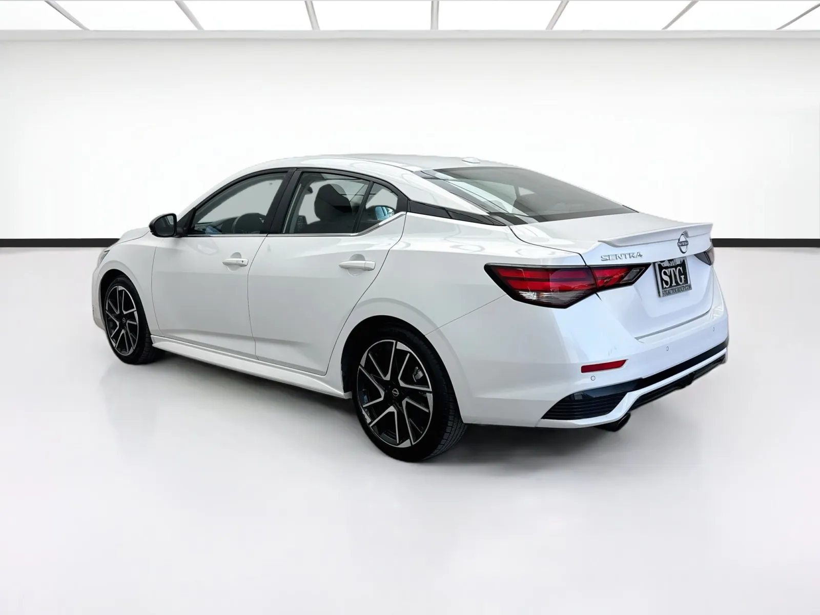 Nissan Sentra photo 6