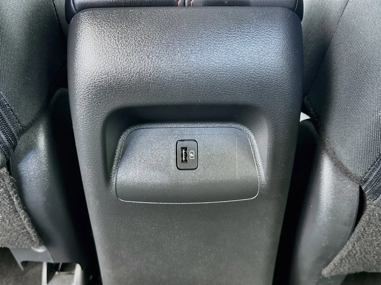 Nissan Sentra photo 16