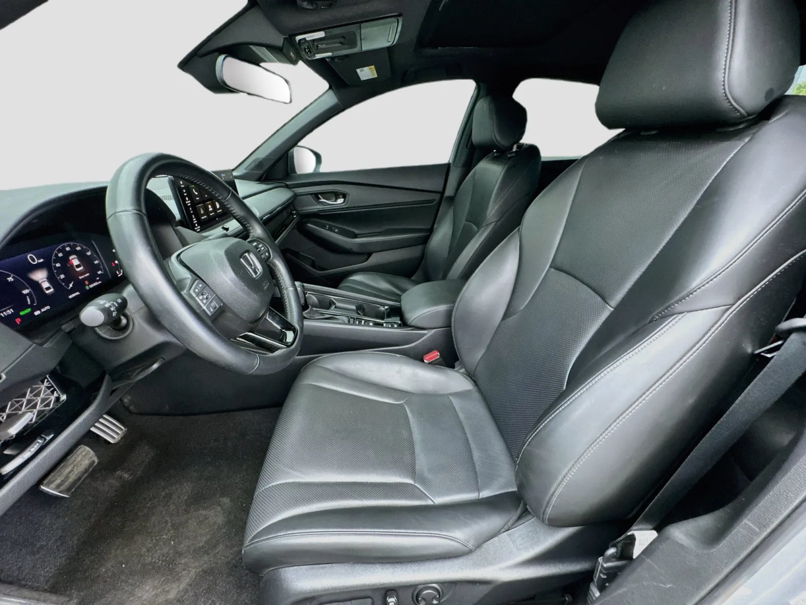 Honda Accord photo 13