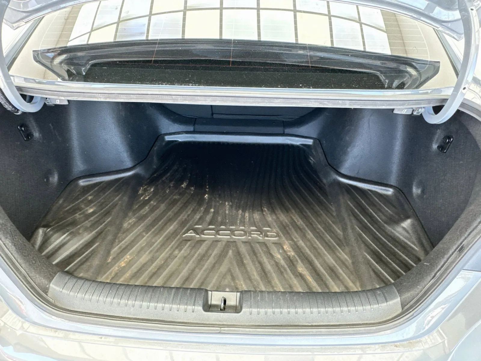 Honda Accord photo 18
