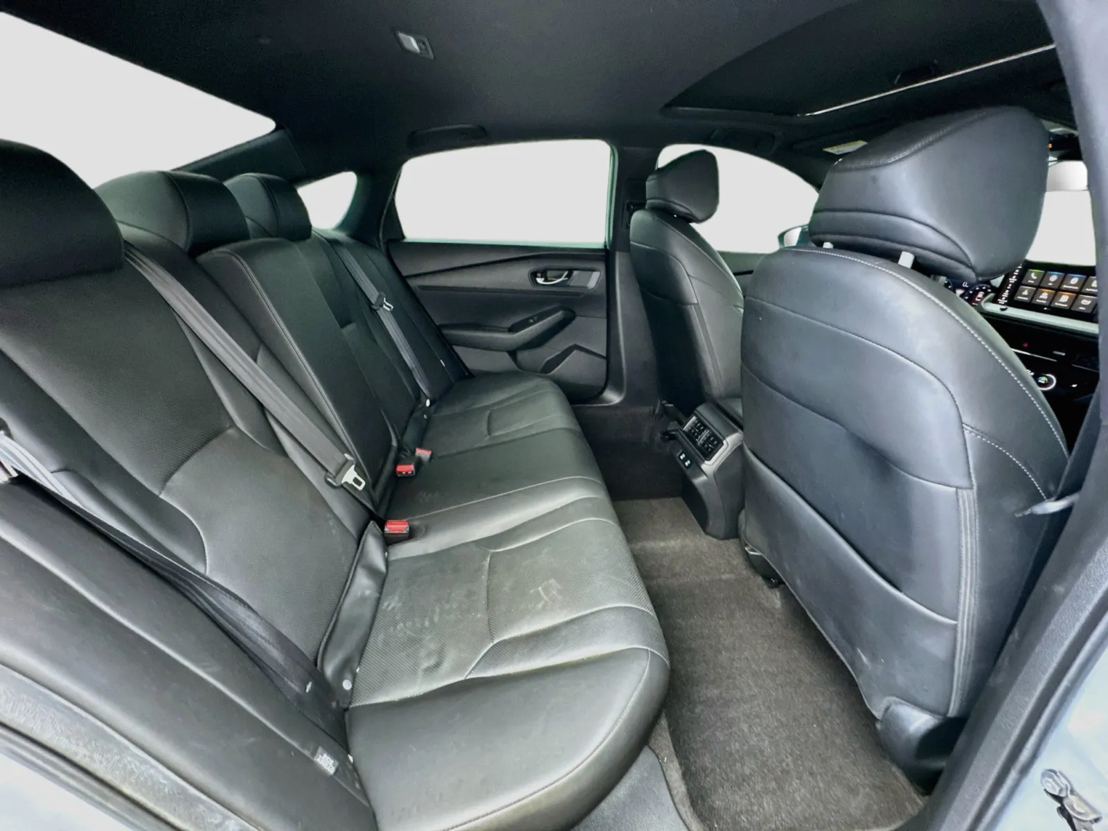 Honda Accord photo 19