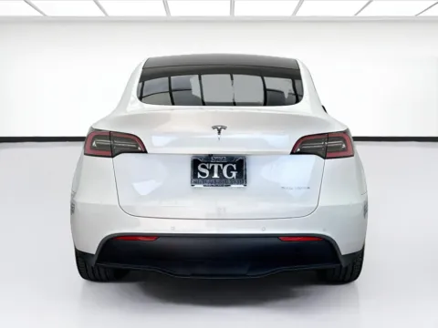 More photos of 2020 Tesla Model Y Long Range at STG Bellflower, CA