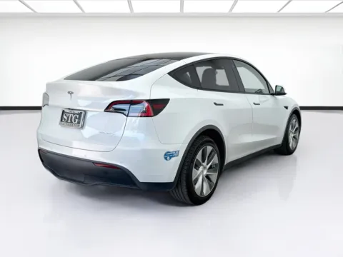 More photos of 2020 Tesla Model Y Long Range at STG Bellflower, CA