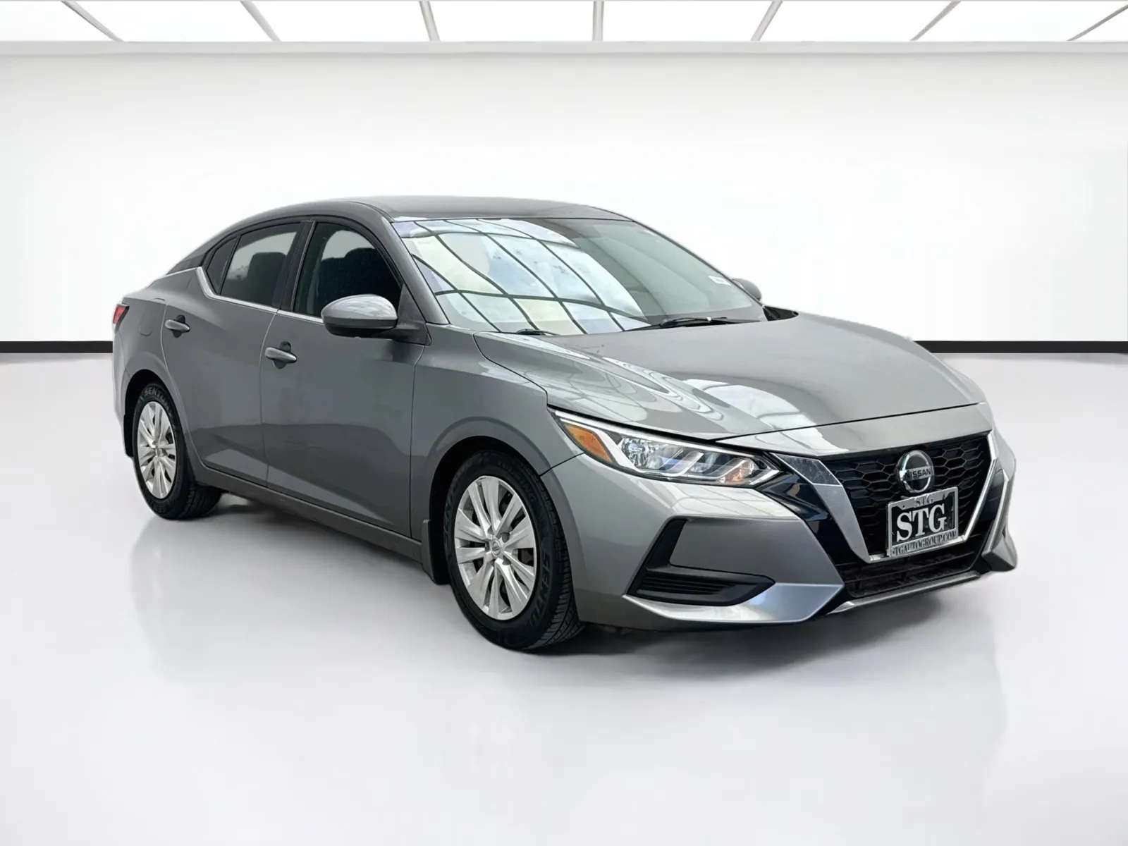 Nissan Sentra photo 3