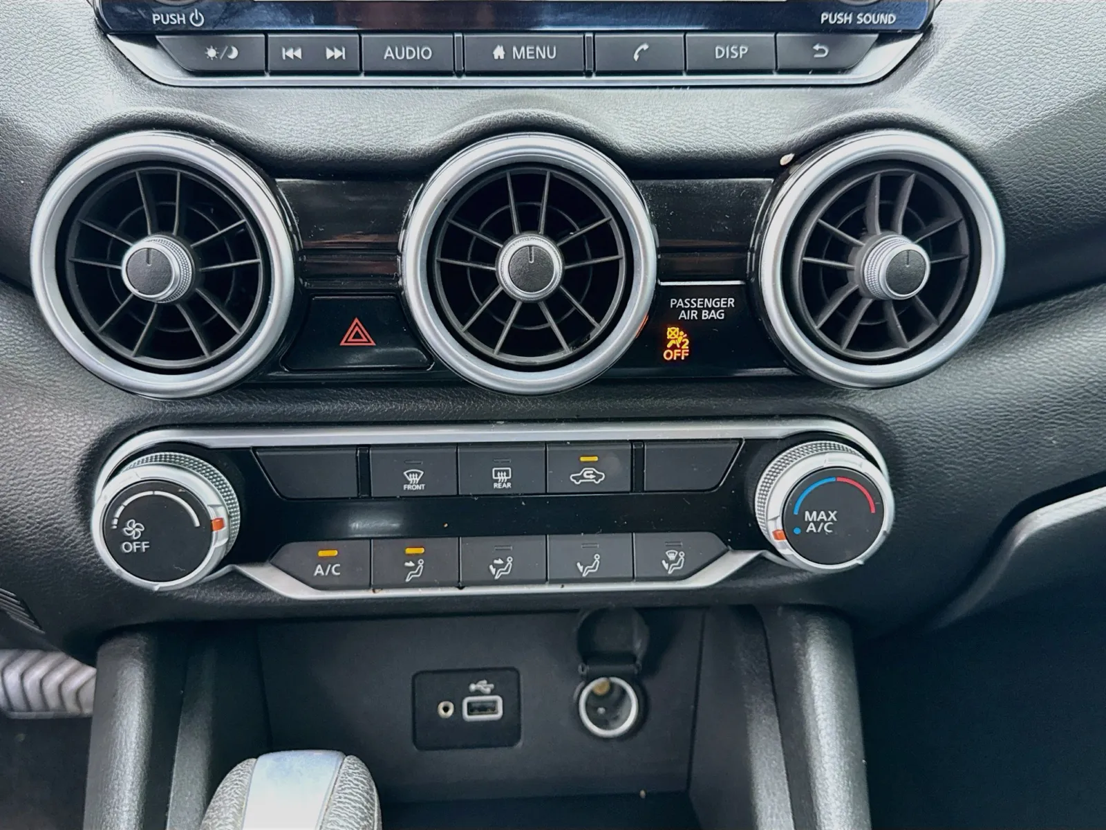 Nissan Sentra photo 12