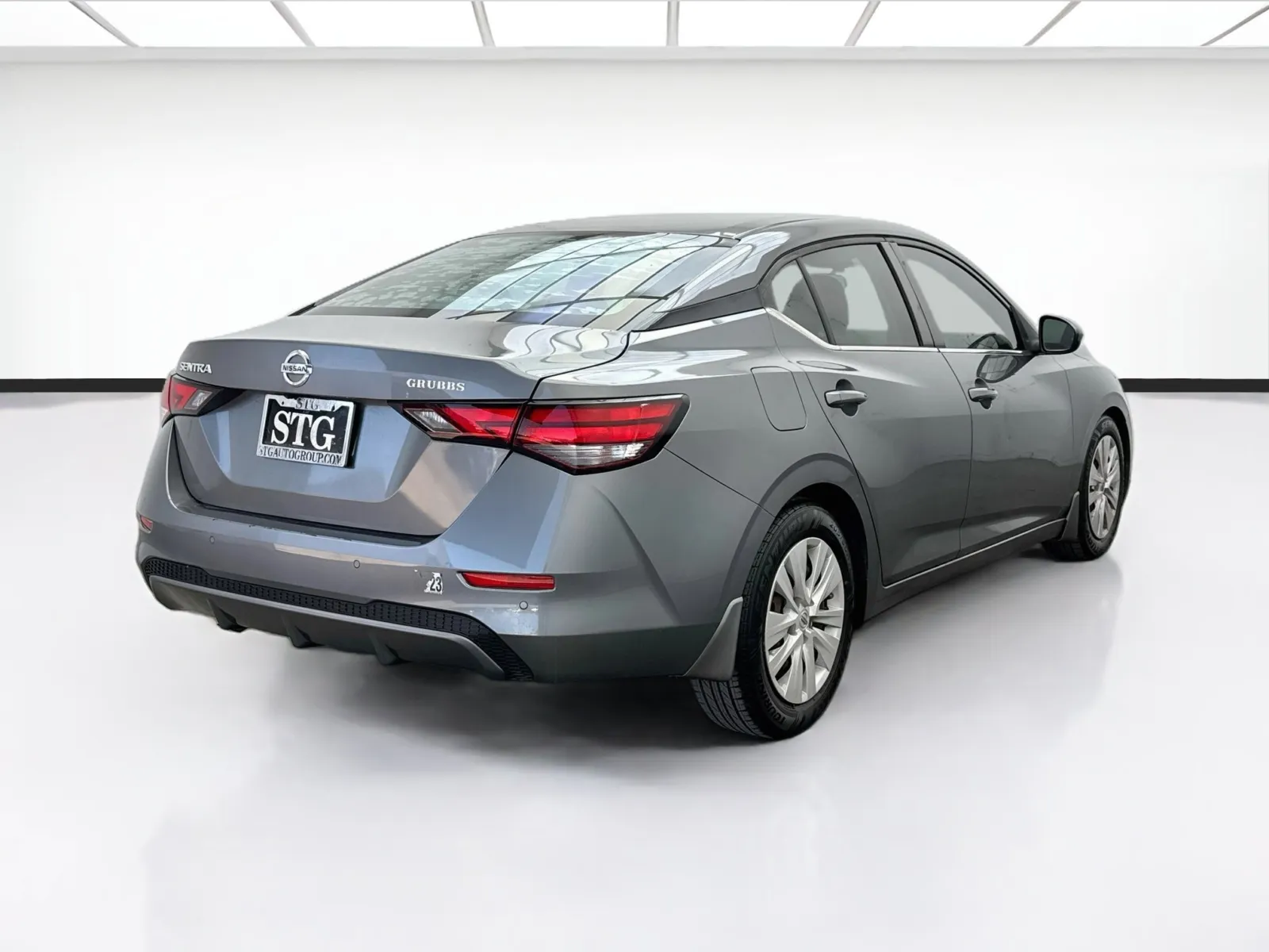 Nissan Sentra photo 4