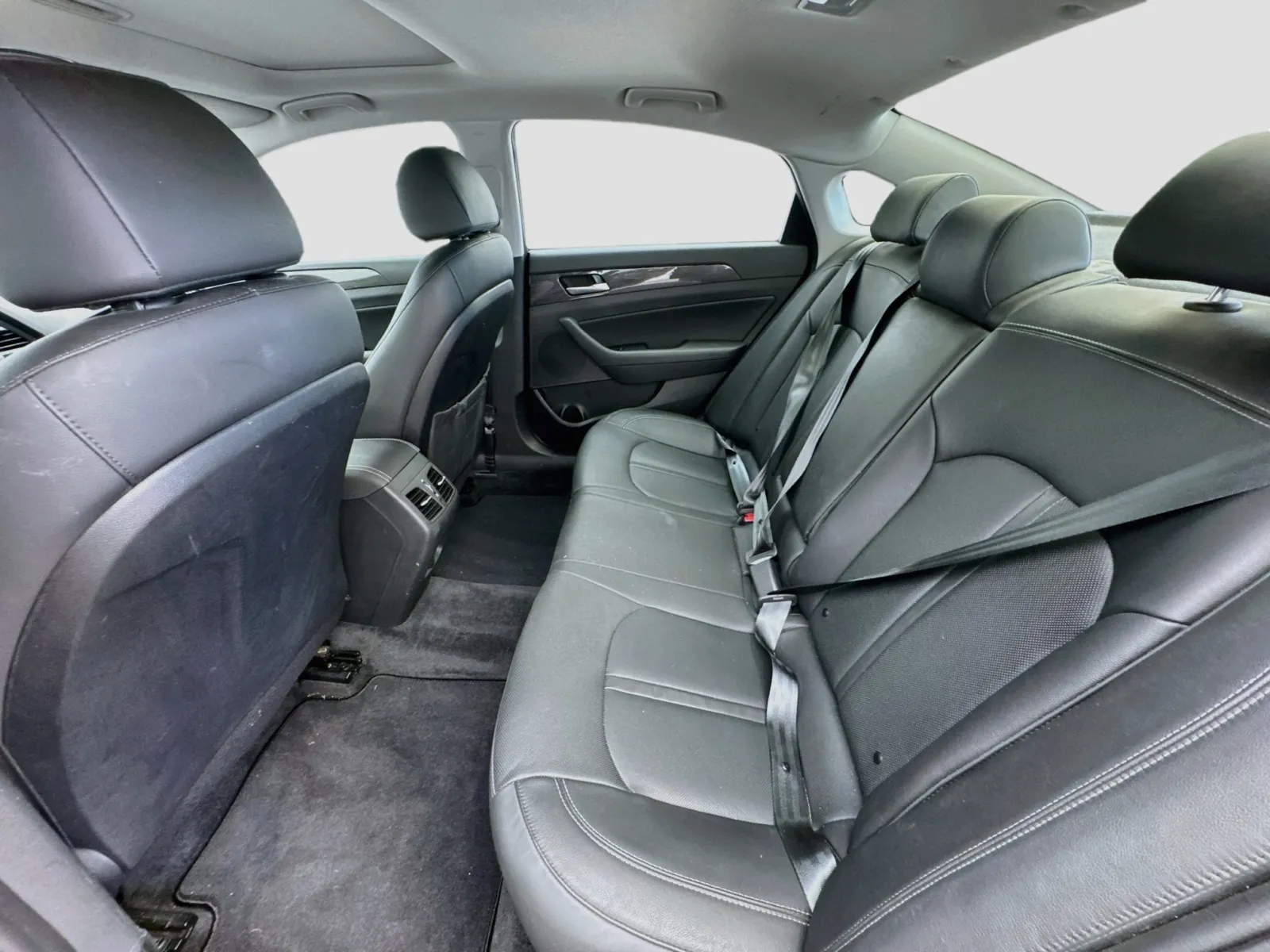 Hyundai Sonata photo 16