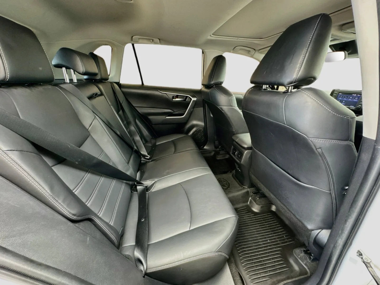 Toyota RAV4 photo 19
