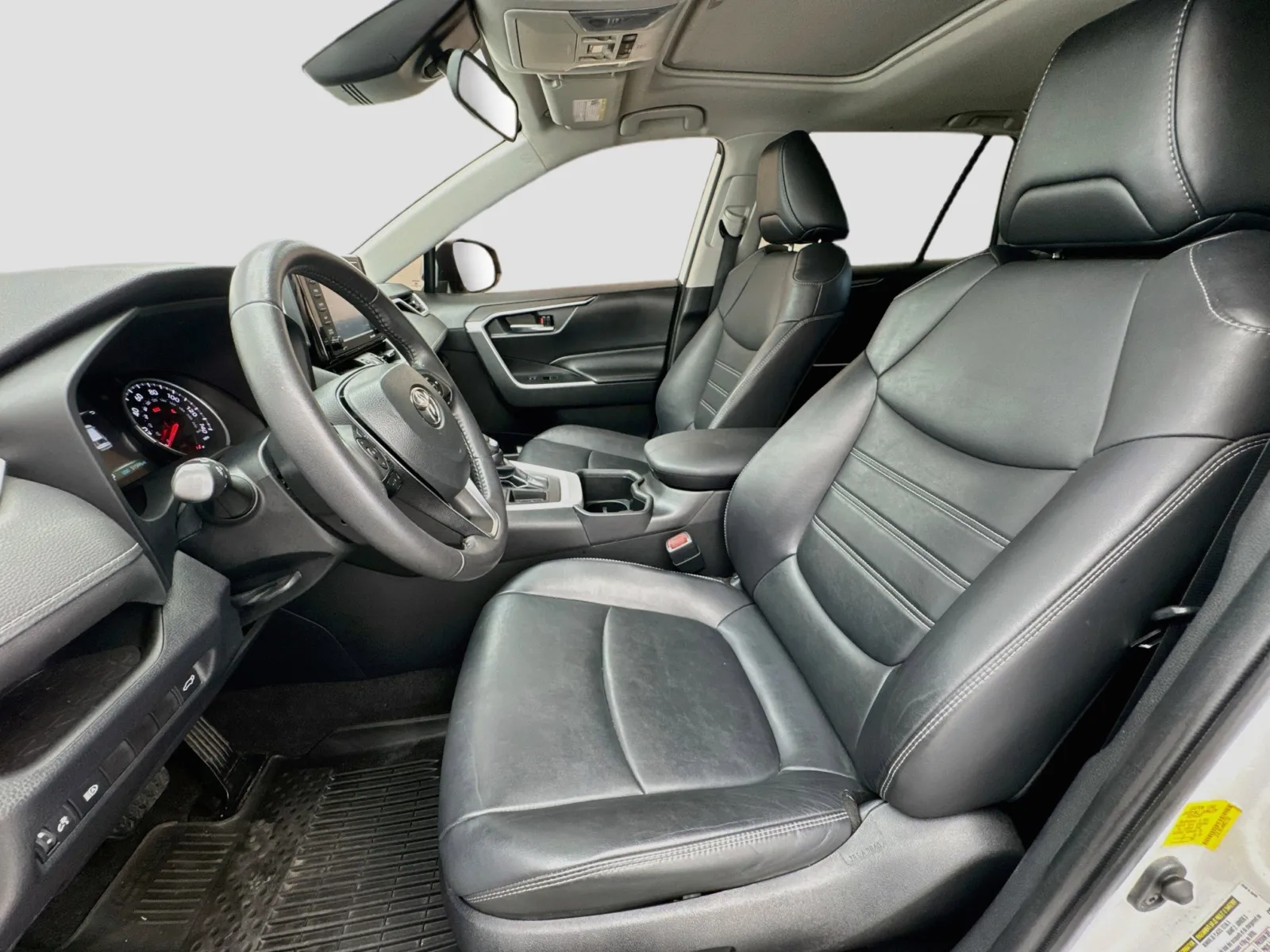 Toyota RAV4 photo 13