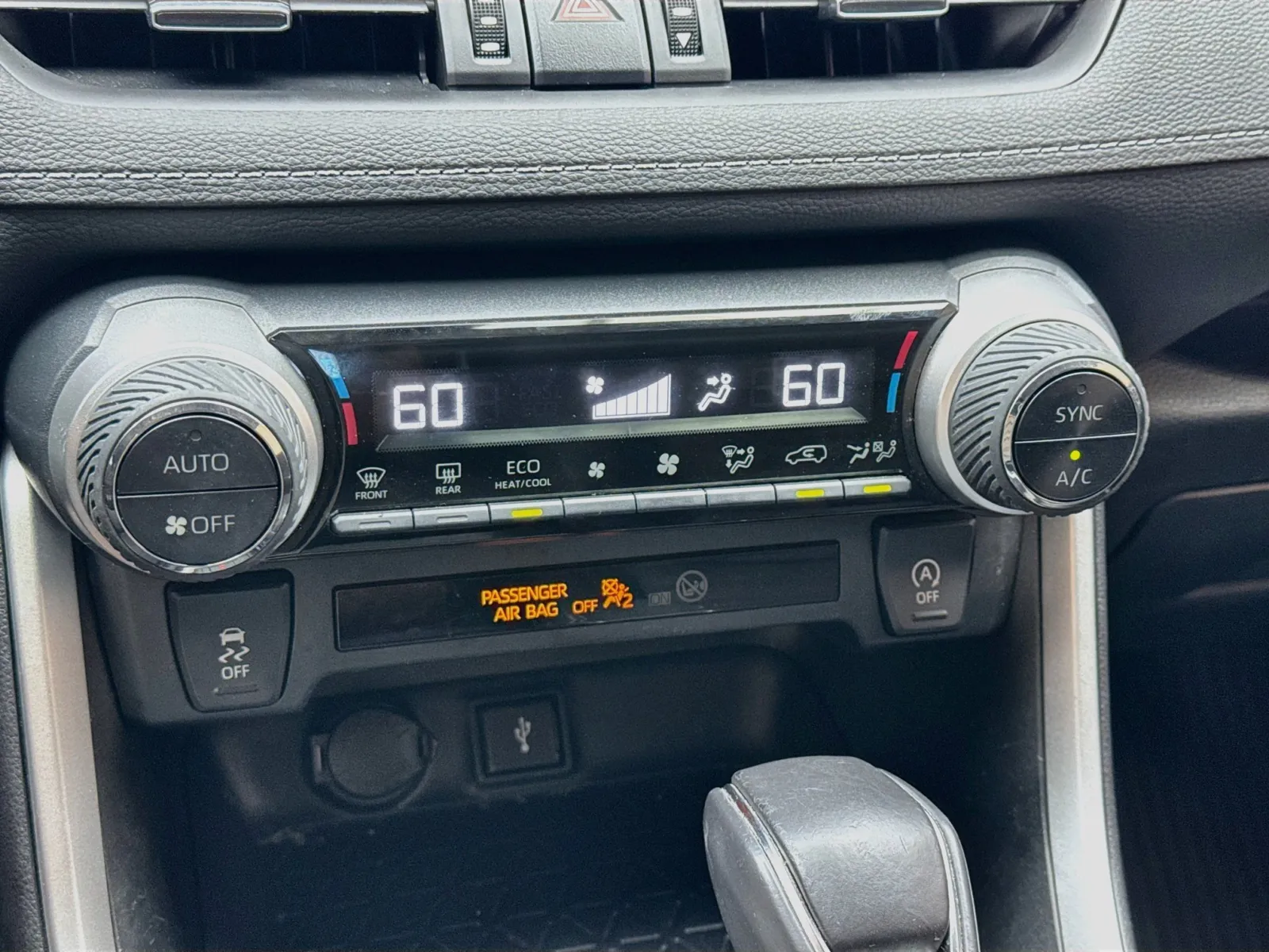 Toyota RAV4 photo 12
