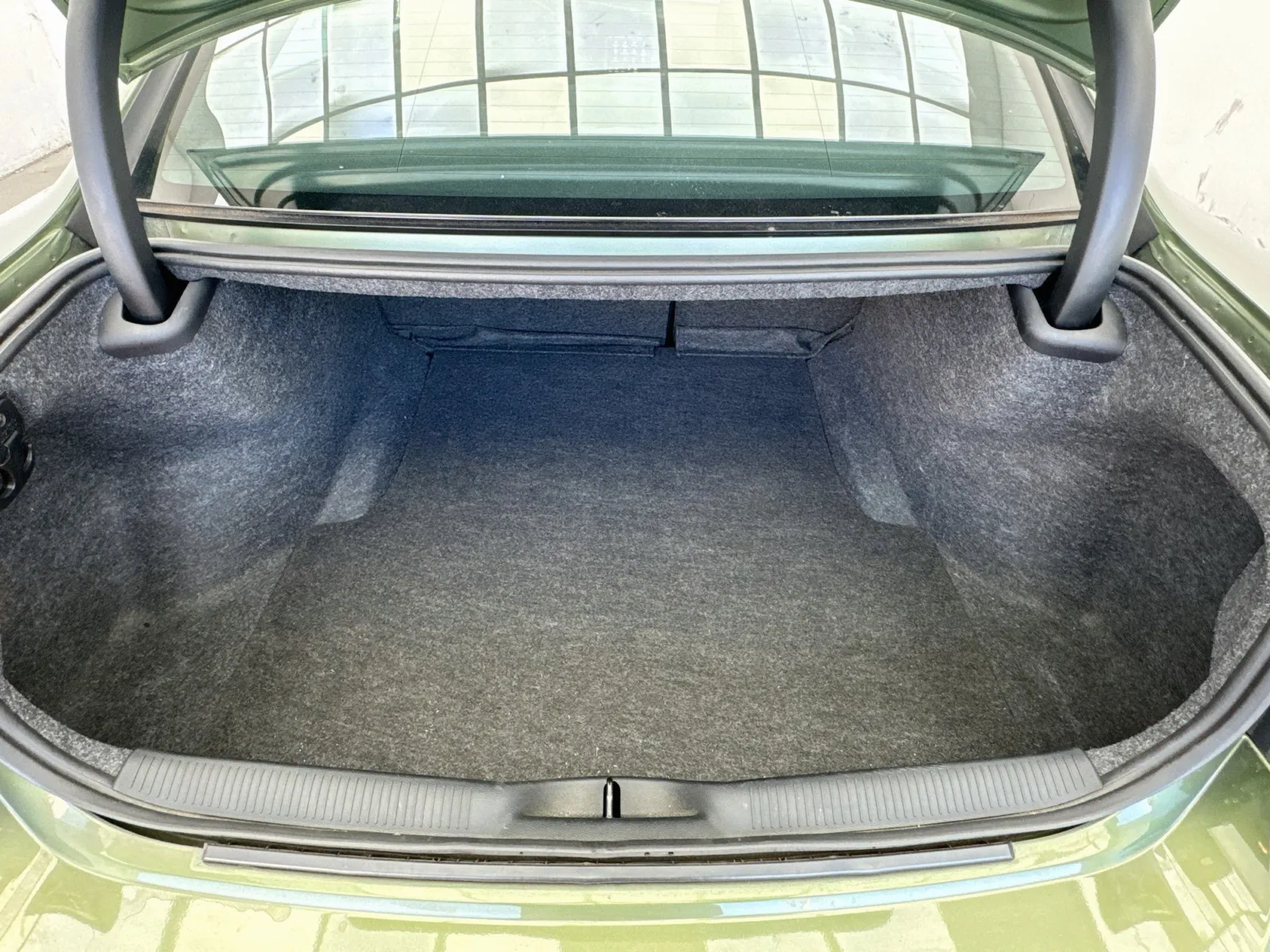 Dodge Charger photo 17