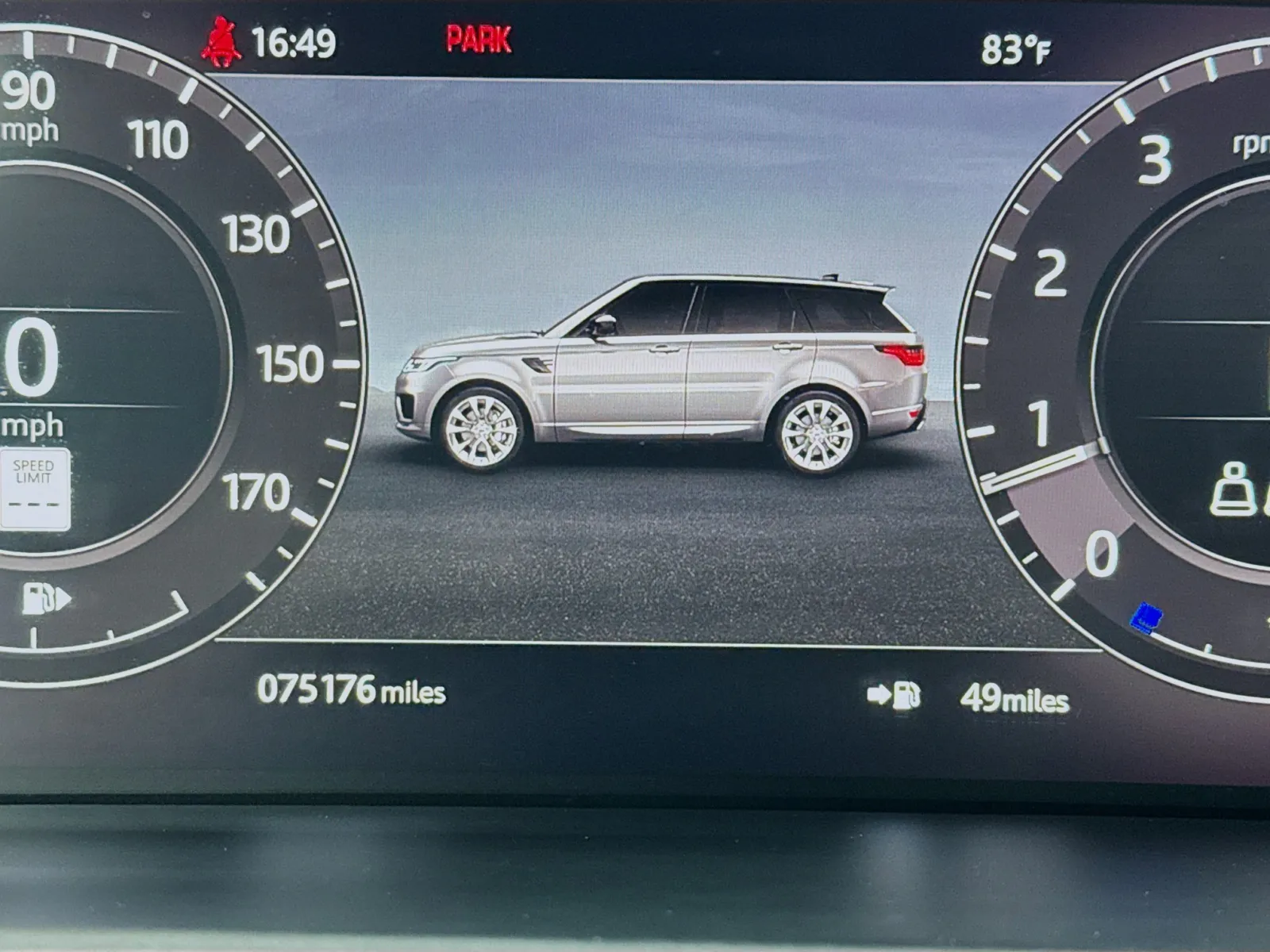 Land Rover Range Rover Sport photo 8