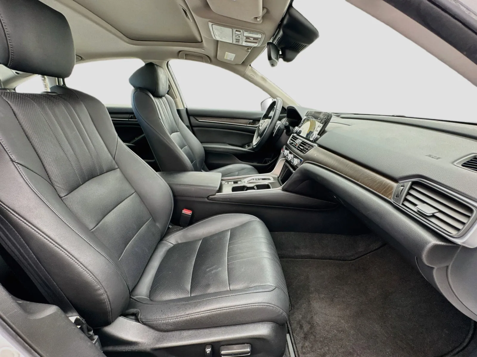 Honda Accord photo 20