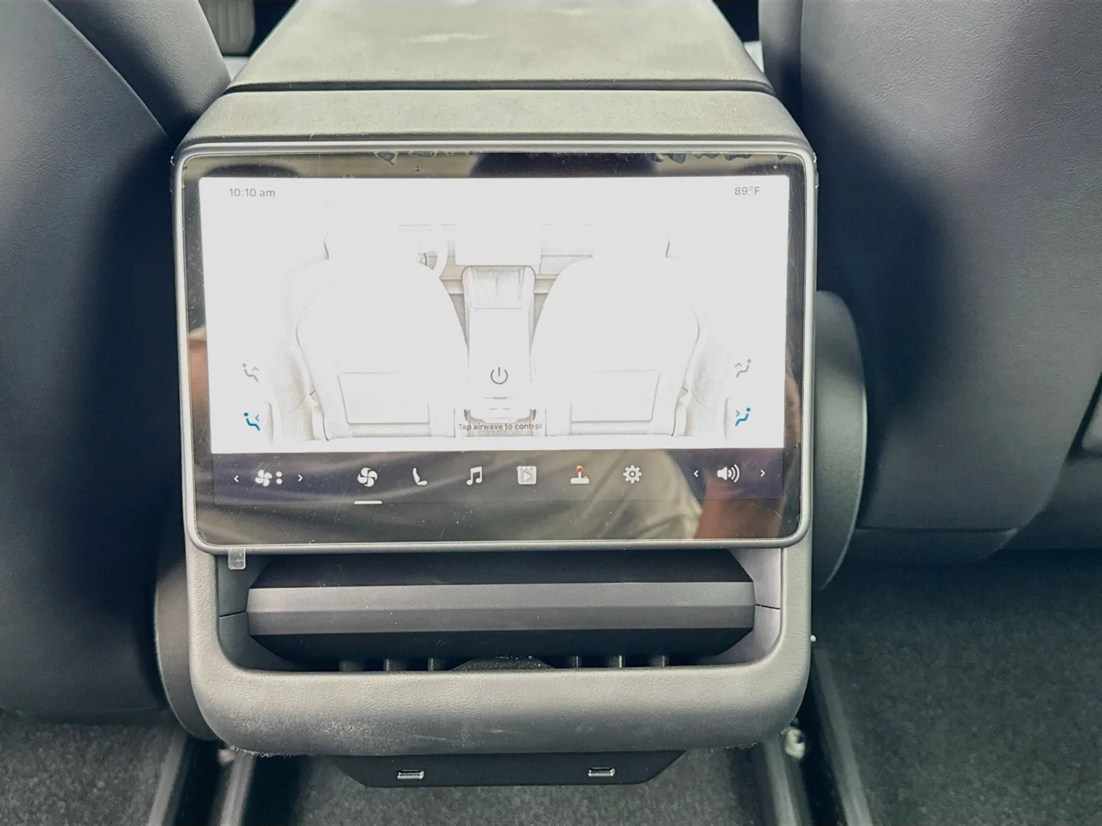 Tesla Model 3 photo 16