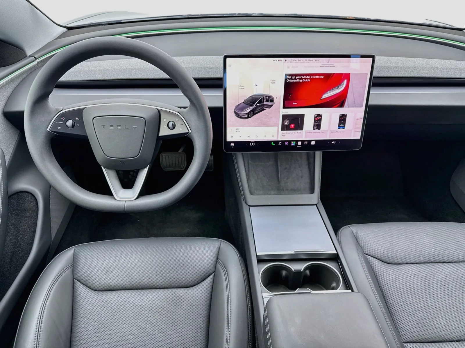 Tesla Model 3 photo 14