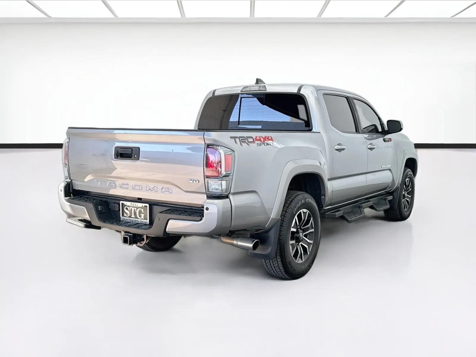 Toyota Tacoma photo 4