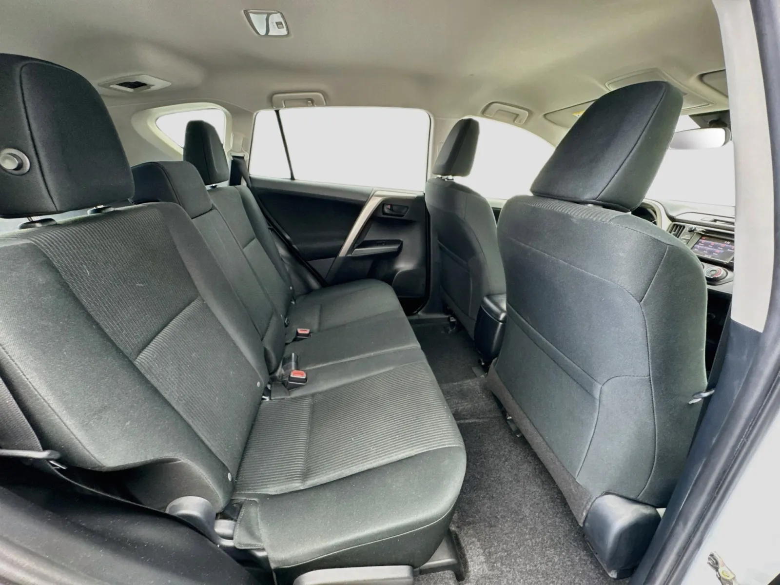 Toyota RAV4 photo 17